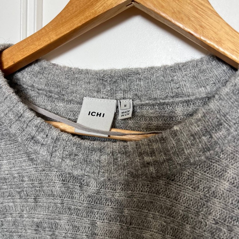 Cozy Gray Women's Crew Neck Sweater - Picture 2 of 5